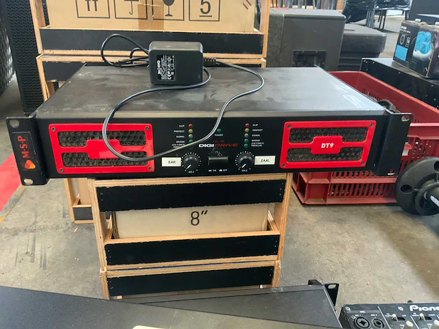 Diverse audio-apparatuur - afbeelding 8 van  26