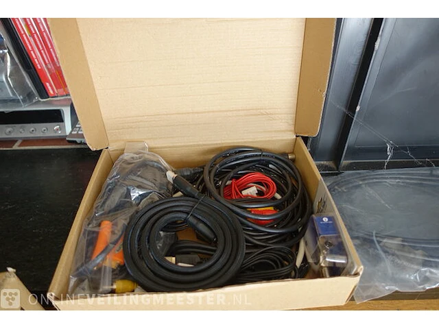 Diverse audio/video apparatuur o.a. sony, blaupunkt - afbeelding 3 van  15