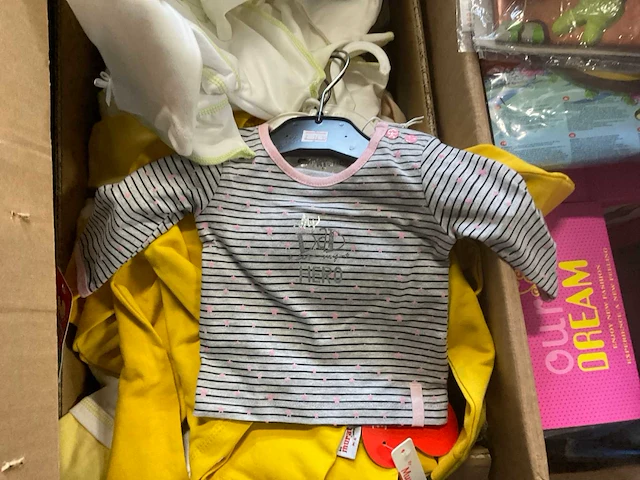 Diverse babykleding - afbeelding 11 van  11