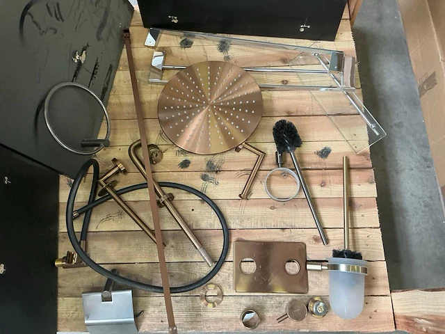 Diverse badaccessoire (inhoud pallet) - afbeelding 7 van  10