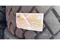 Diverse banden - autoband - afbeelding 4 van  4