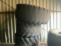 Diverse banden (22x) o.a. voor graafmachine - afbeelding 3 van  7