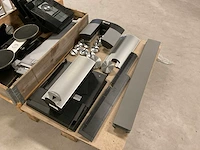 Diverse bang & olufsen tv standaards - afbeelding 3 van  17