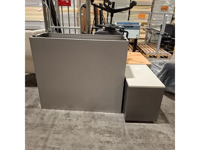 Diverse bedrijfsinventaris - afbeelding 5 van  8