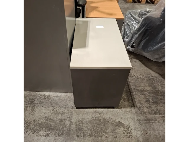 Diverse bedrijfsinventaris - afbeelding 6 van  8