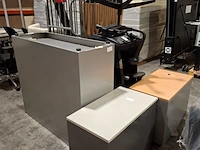 Diverse bedrijfsinventaris - afbeelding 8 van  8