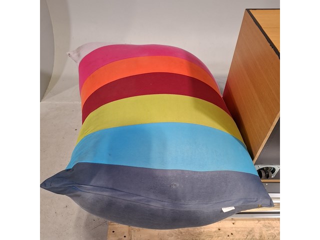 Diverse bedrijfsinventaris - afbeelding 10 van  26