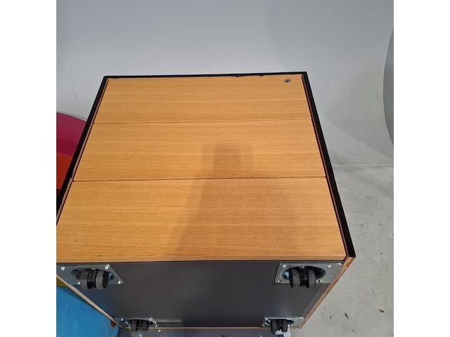 Diverse bedrijfsinventaris - afbeelding 13 van  26