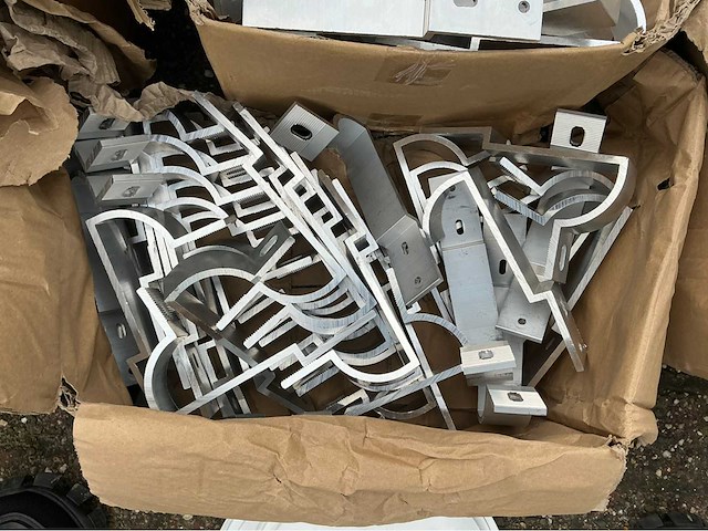 Diverse bevestigingsmateriaal - afbeelding 11 van  17