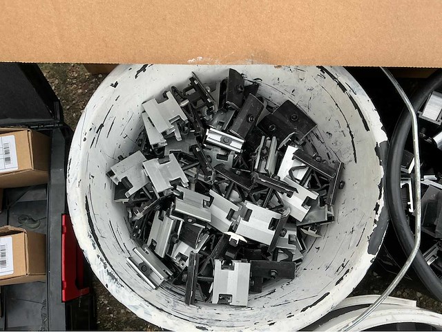 Diverse bevestigingsmateriaal - afbeelding 13 van  17