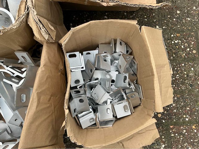 Diverse bevestigingsmateriaal - afbeelding 14 van  17