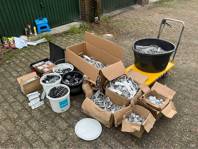 Diverse bevestigingsmateriaal - afbeelding 1 van  17
