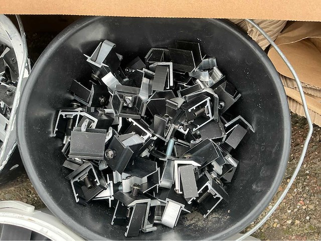 Diverse bevestigingsmateriaal - afbeelding 7 van  17