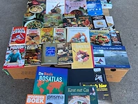Diverse boeken. - afbeelding 2 van  8