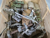 Diverse boormachine standaards en werkstukklemmen, o.a. metabo - afbeelding 2 van  7