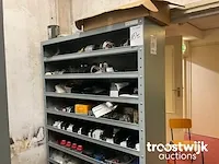 Diverse boot onderdelen en installatie materialen - afbeelding 1 van  6