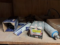 Diverse bouwbenodigdheden - afbeelding 17 van  17