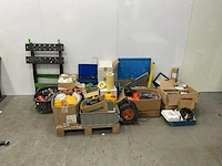 Diverse bouwmaterialen - afbeelding 1 van  12