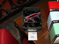 Diverse brillen in kunststoffen bak 11 stuks. - afbeelding 1 van  2