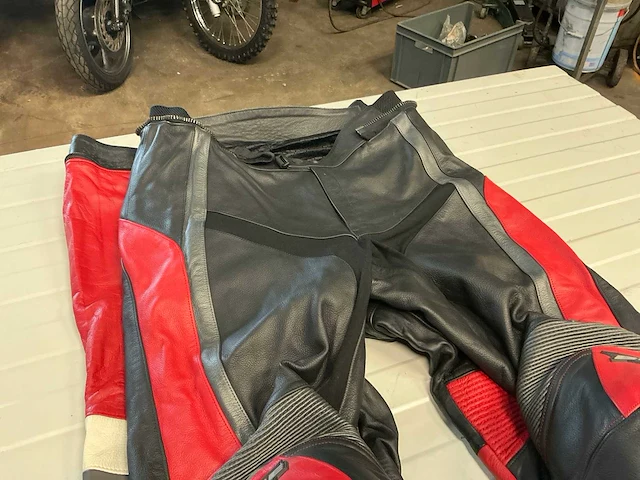 Diverse buse motorbroek (2x) - afbeelding 4 van  7