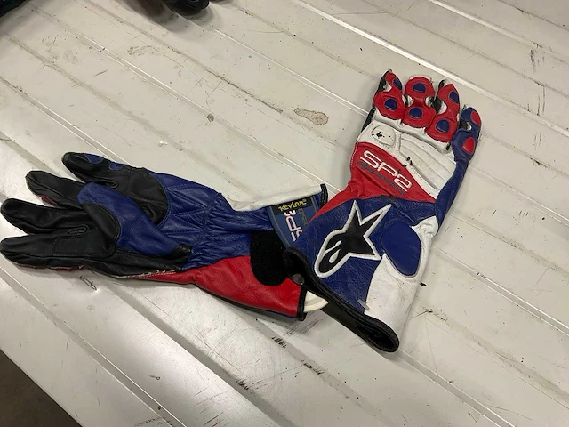 Diverse büse, orina, kevlar motorhandschoen (50x) - afbeelding 9 van  10