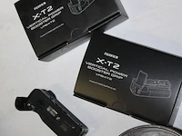 Diverse cameraproducten waaronder studioflitser mettle, statieven, softbox, 2 x pro battery grip meike t.b.... - afbeelding 4 van  7