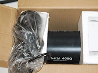 Diverse cameraproducten waaronder studioflitser mettle, statieven, softbox, pro battery grip meike t.b.v. x... - afbeelding 2 van  4