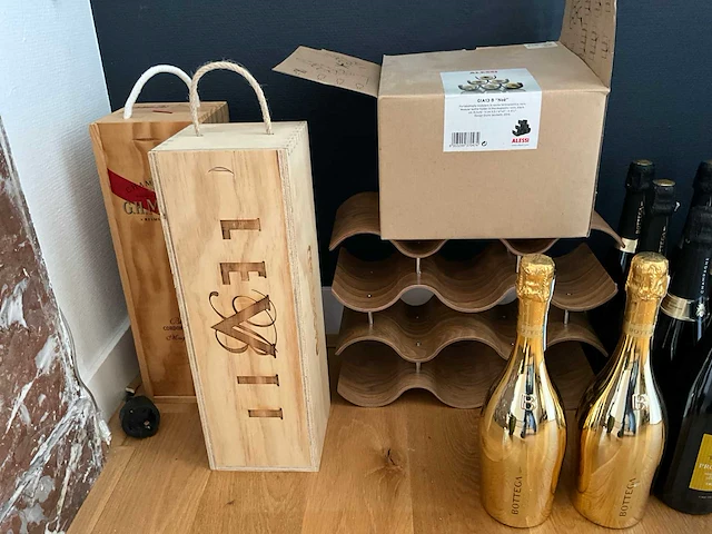 Diverse champagnes/proseccos en accessoires (17x) - afbeelding 4 van  4