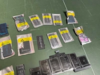 Diverse computeronderdelen (32x) - afbeelding 10 van  13