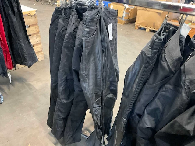Diverse defender, ixs, cypro, büse, mqp motorbroeken (27x) - afbeelding 10 van  20