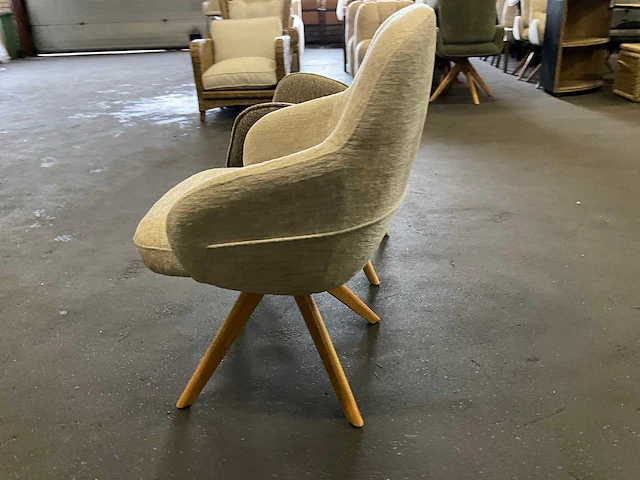 Diverse draaibare eetkamerstoel (2x) - afbeelding 7 van  9