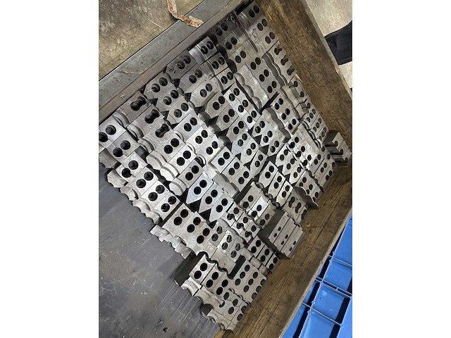 Diverse draaibekken - afbeelding 4 van  8