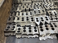 Diverse draaibekken - afbeelding 7 van  8