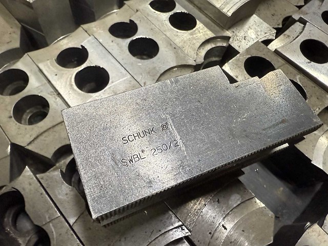 Diverse draaibekken - afbeelding 8 van  8