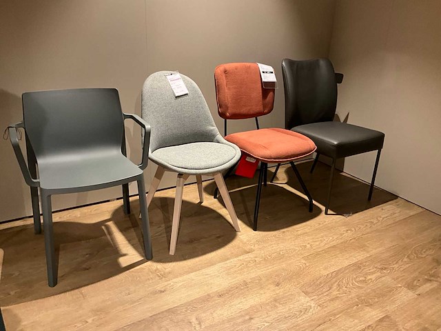 Diverse eetkamerstoel (4x) - afbeelding 1 van  11