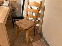 Diverse eetkamerstoelen (4x) - afbeelding 1 van  3