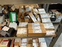 Diverse elektramaterialen (276x) - afbeelding 10 van  11