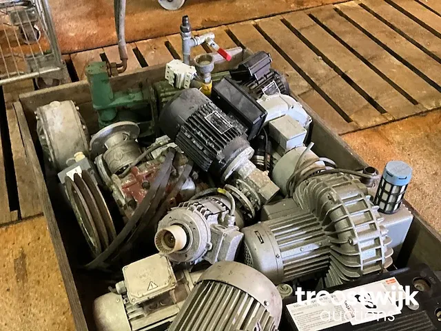 Diverse elektro motoren - afbeelding 5 van  6