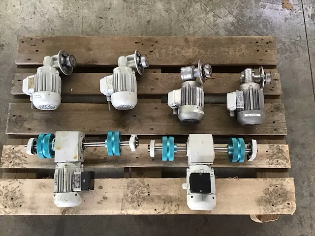 Diverse elektromotoren (6x) - afbeelding 3 van  10