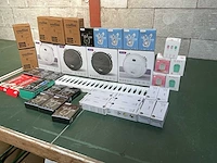 Diverse elektronica (60x) - afbeelding 1 van  12