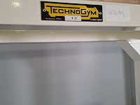 Diverse fitnes apparatuur en gewichten, technogym - afbeelding 9 van  12
