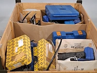 Diverse garage inventaris en pneumatisch gereedschap, o.a atlas copco, value - afbeelding 2 van  8