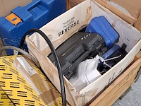 Diverse garage inventaris en pneumatisch gereedschap, o.a atlas copco, value - afbeelding 3 van  8