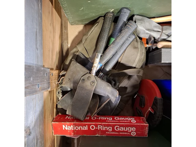 Diverse garage inventaris, o.a. kemppi, metabo - afbeelding 13 van  16