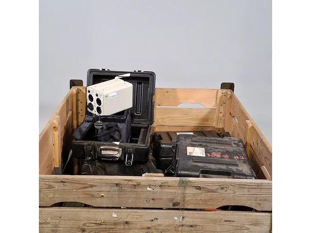 Diverse garage inventaris, o.a minelab - afbeelding 4 van  11