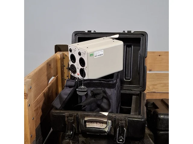Diverse garage inventaris, o.a minelab - afbeelding 5 van  11