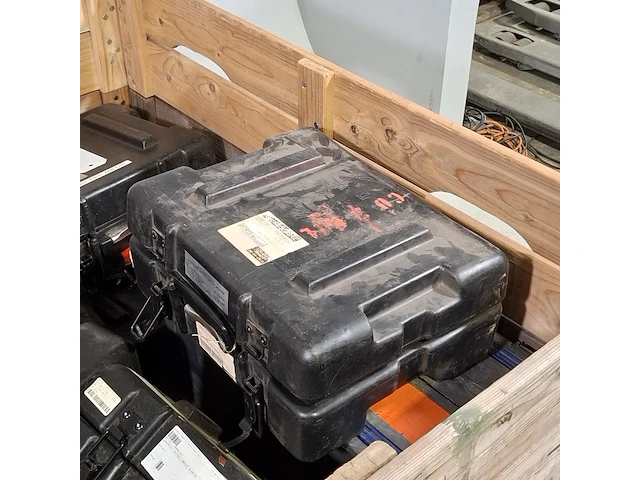 Diverse garage inventaris, o.a minelab - afbeelding 8 van  11