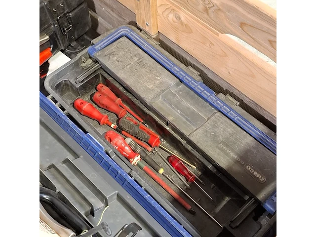 Diverse garage inventaris, o.a minelab - afbeelding 9 van  11
