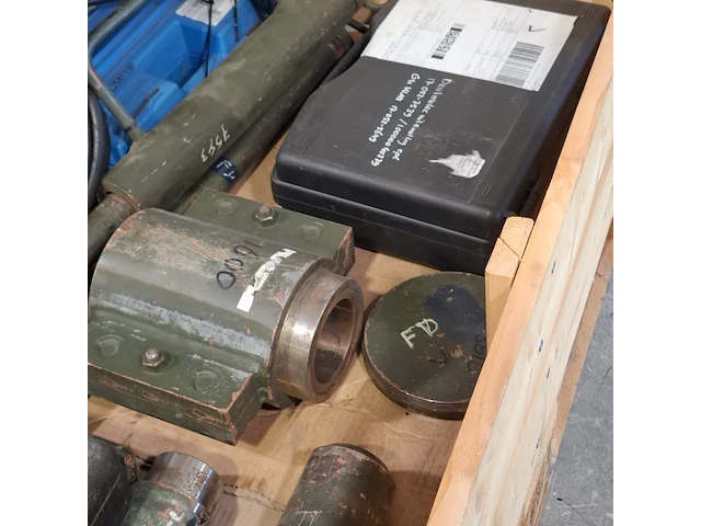 Diverse garage inventaris - afbeelding 13 van  14