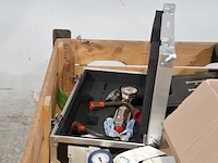 Diverse garage inventaris - afbeelding 2 van  9